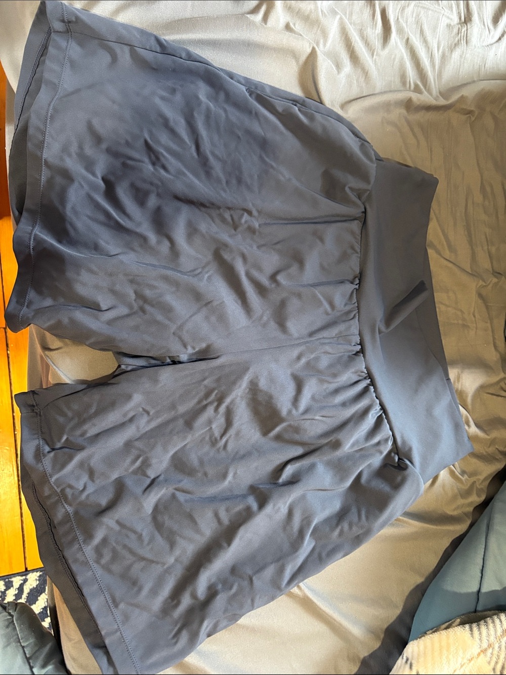 Halara dark blue women’s softly zero shorts size XL. Like new.